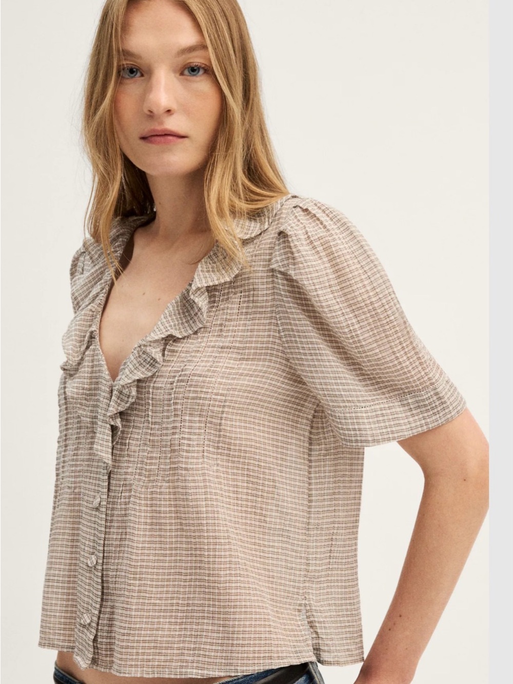 Madewell Beige Ruffle V-Neck Button-Front Blouse - Picture 5 of 9